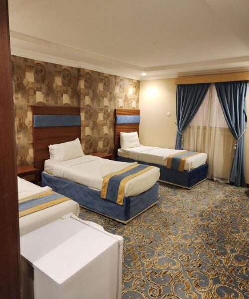 Al Ehsan Hotel Triple Room